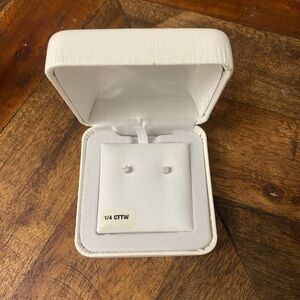 1/4 Carat Diamond Earrings